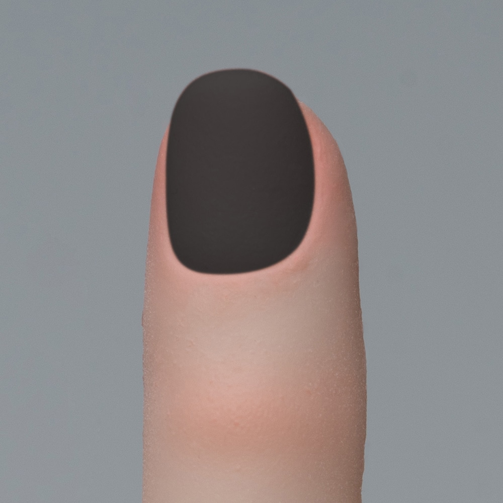 黑色