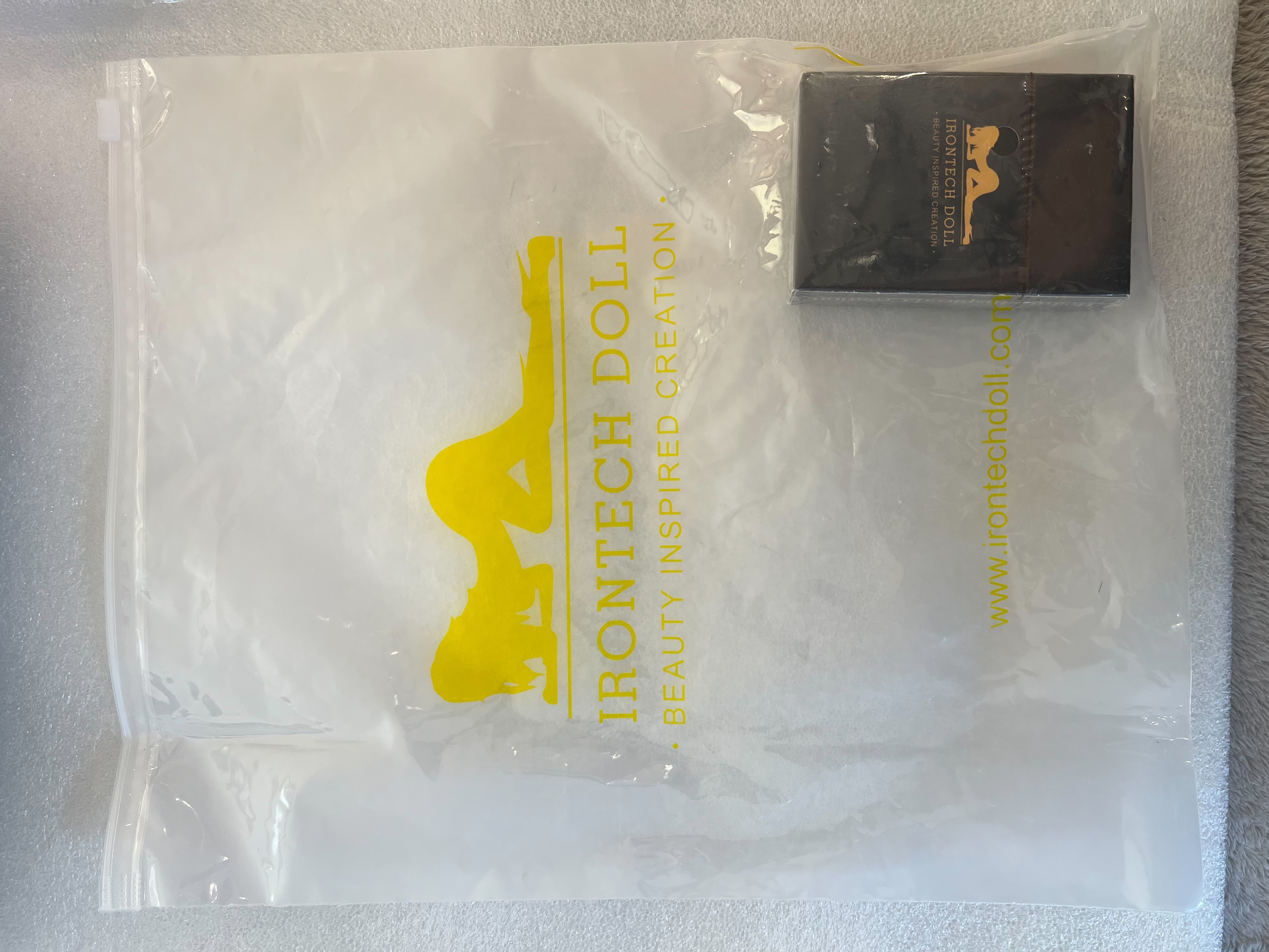 Irontech 贈品撲克牌實拍