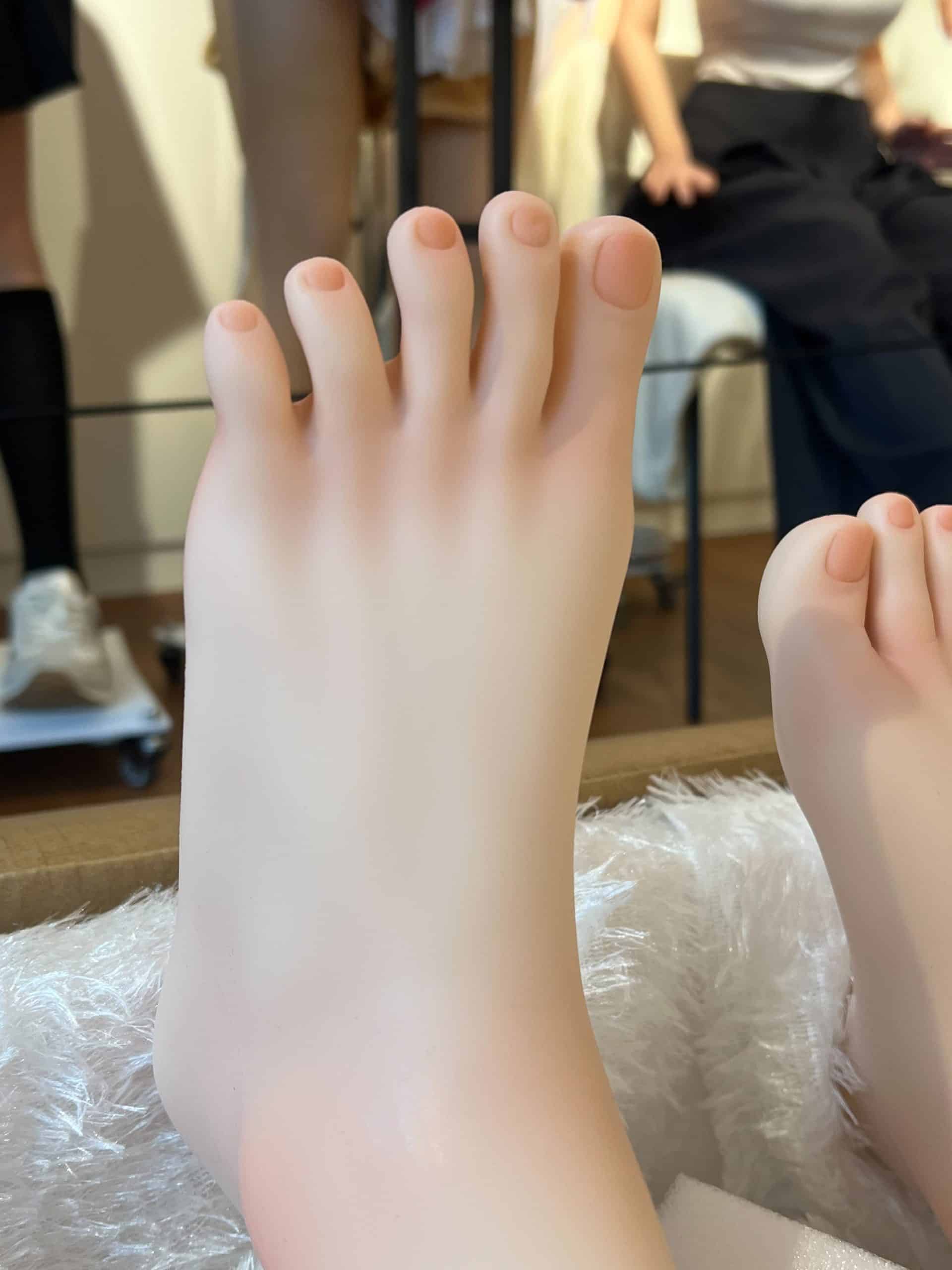 Kiradols娃娃腳部細節