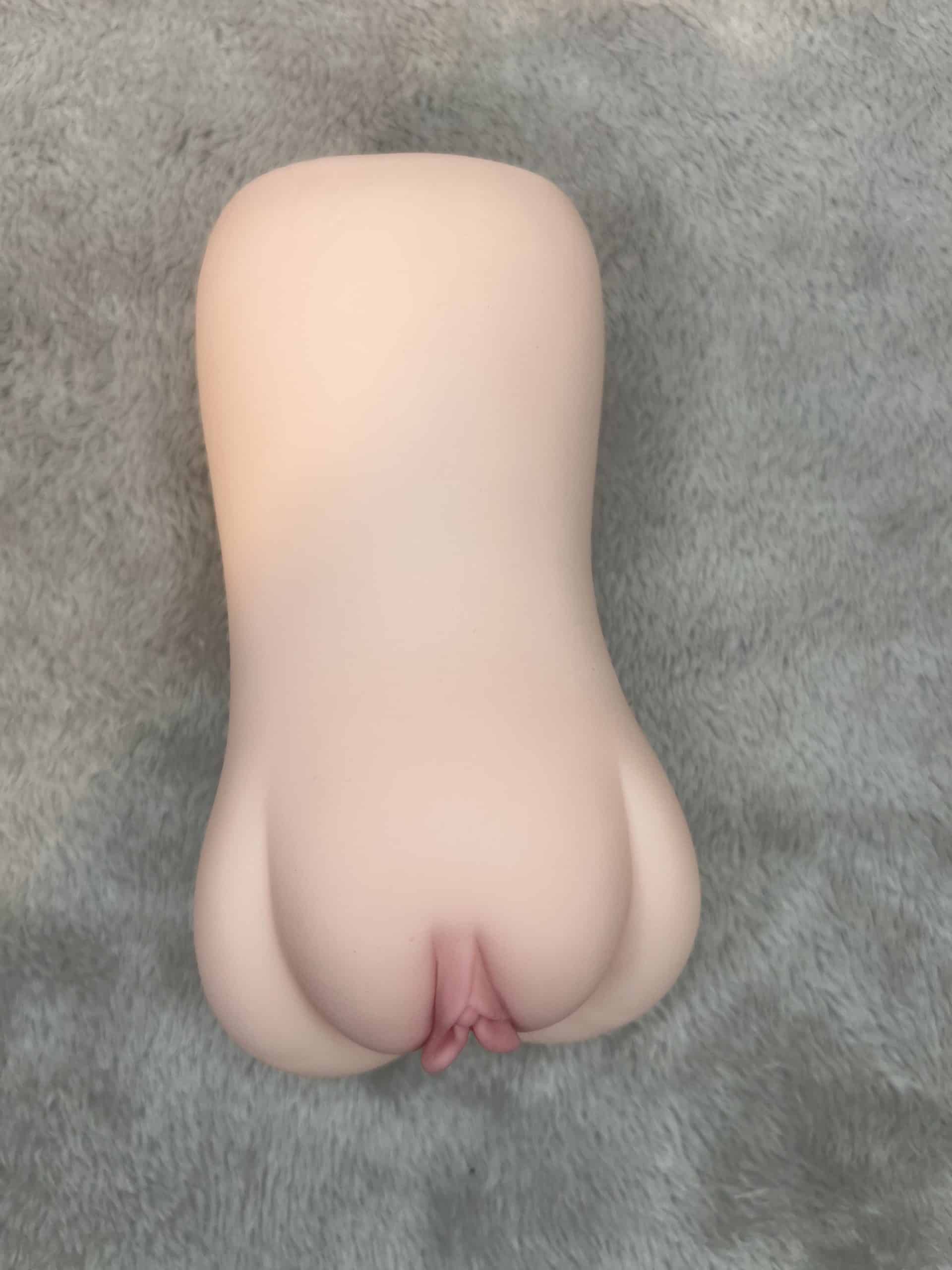 小宵虎南飛機杯實拍照 2