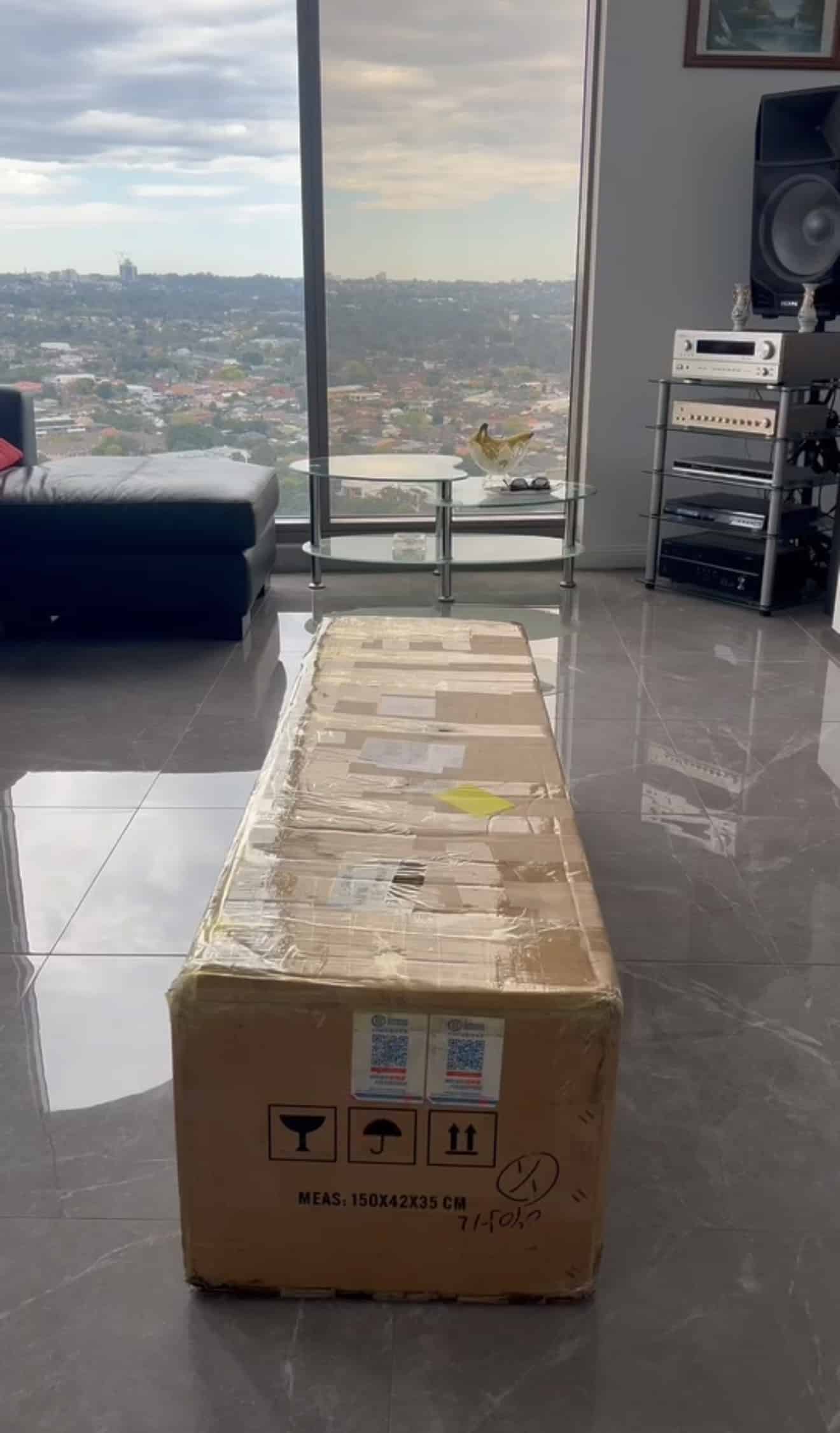 澳洲購買矽膠娃娃國際運輸無成人用品字樣外箱