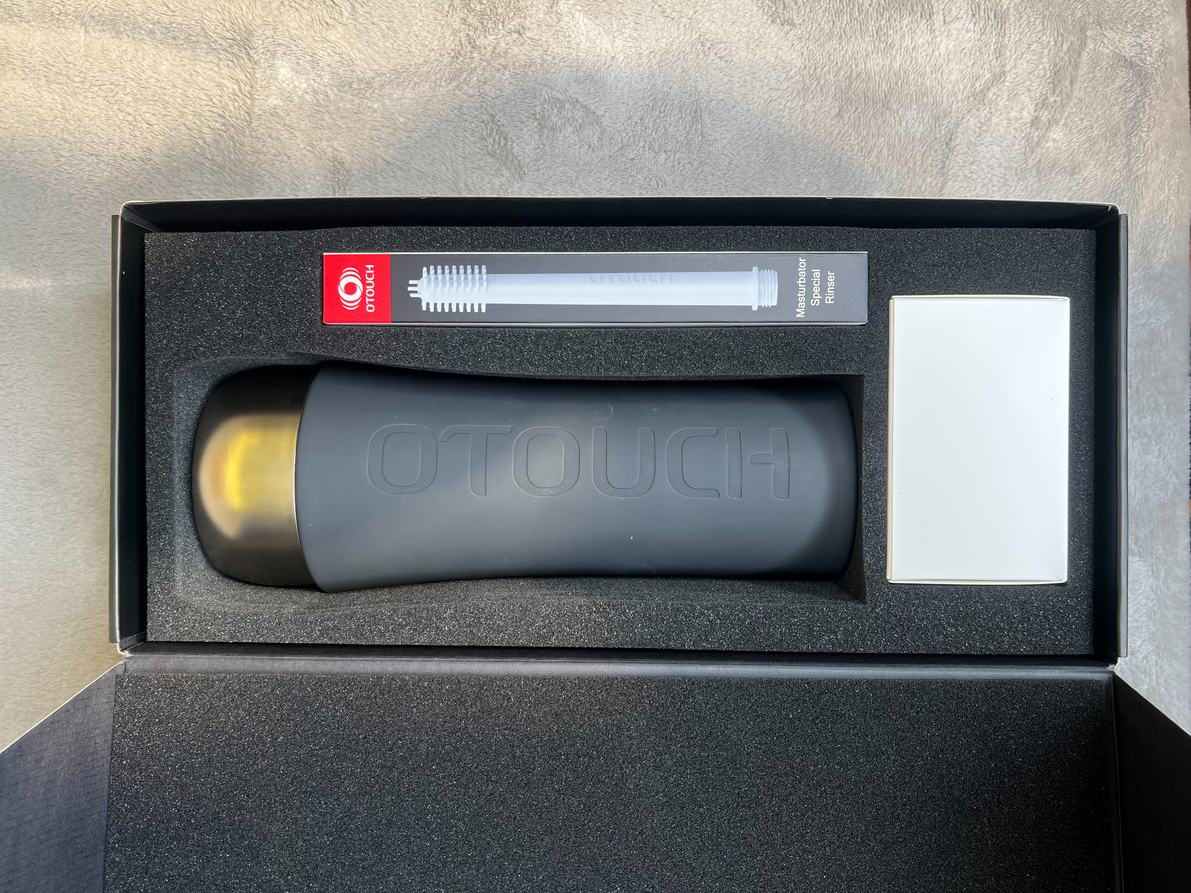 OTOUCH 隱仕4打開外盒開箱實拍