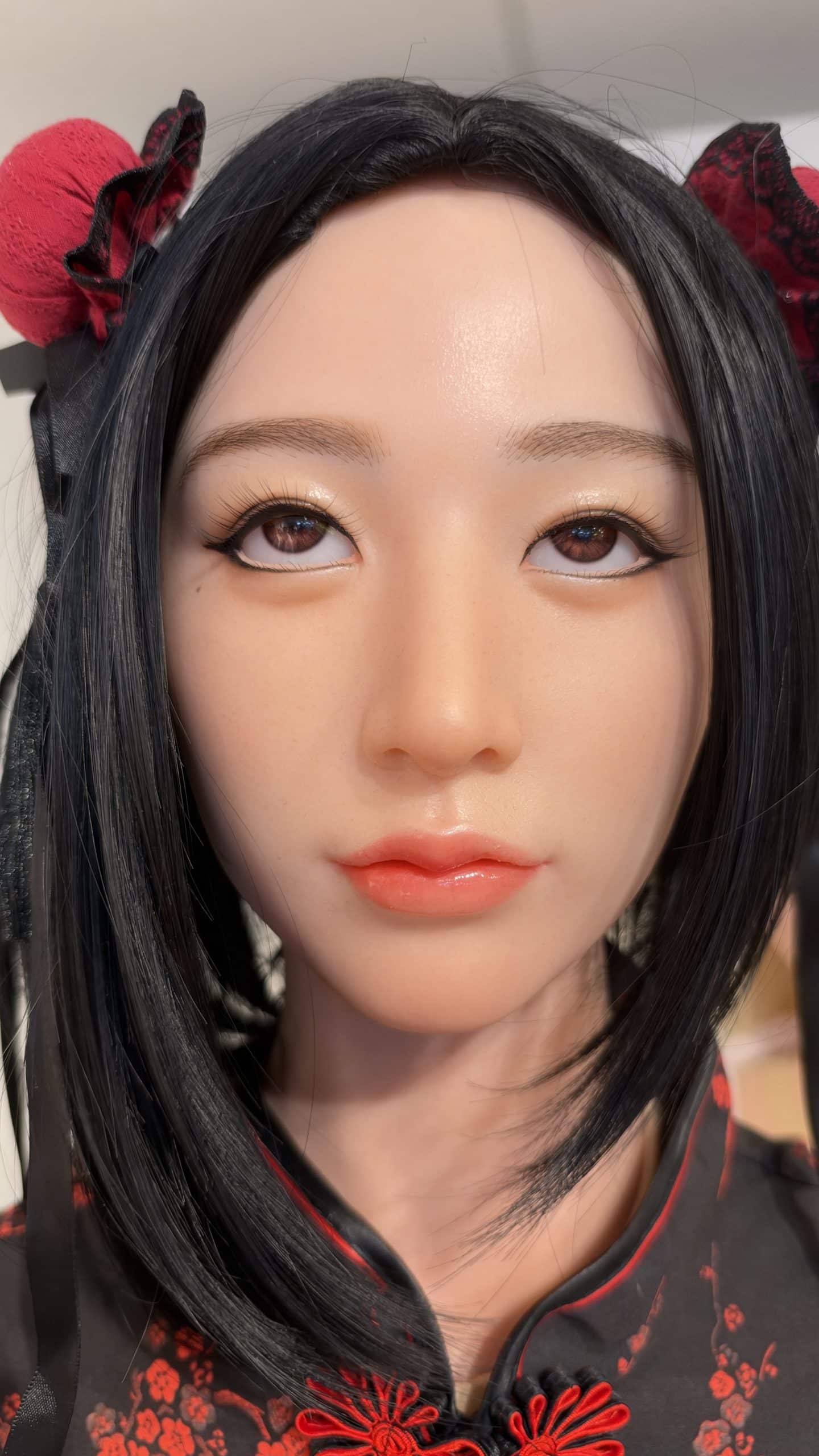 奶咪倒模娃娃正面五官細節