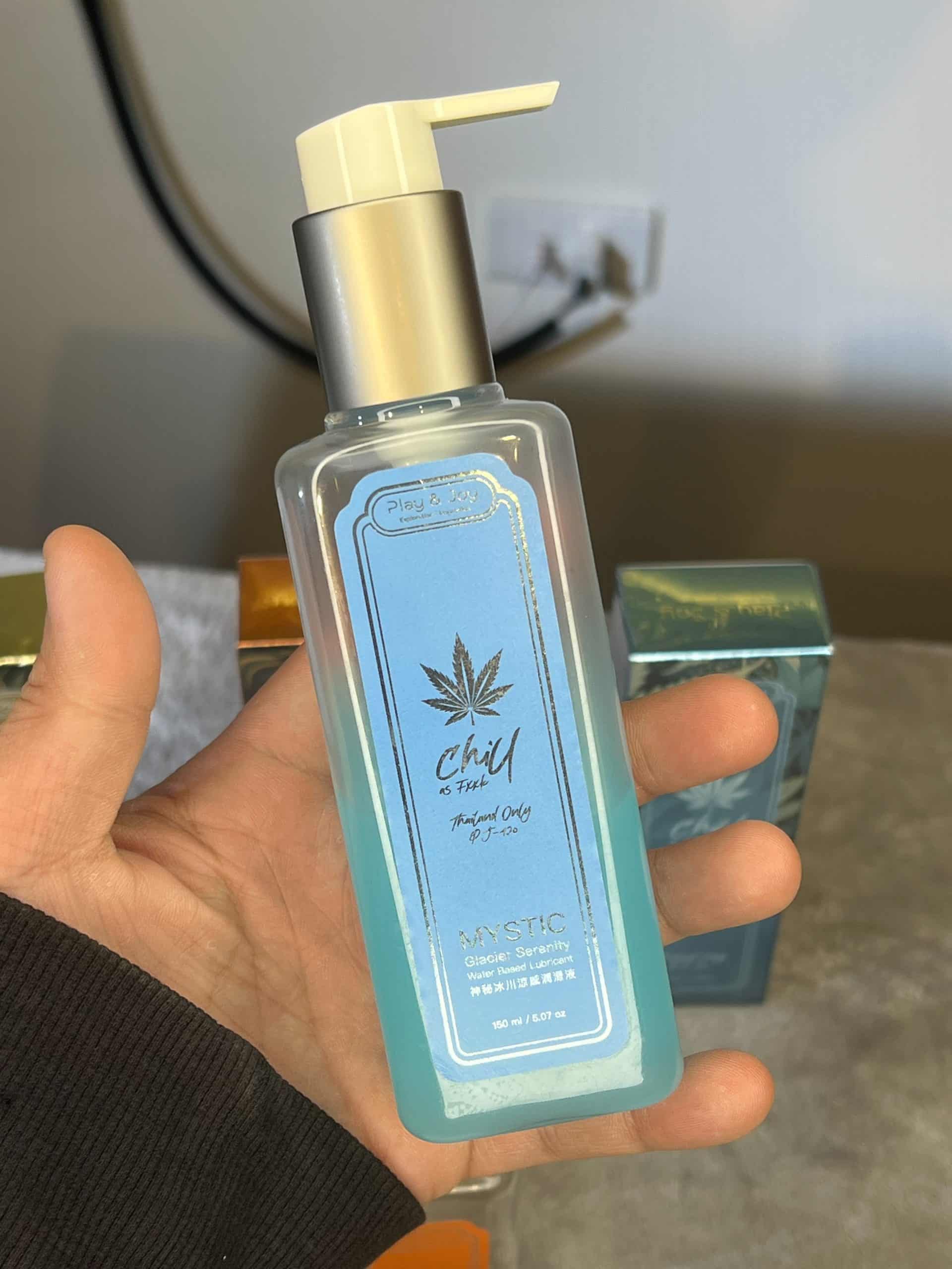 神秘冰川瓶身與包裝實拍