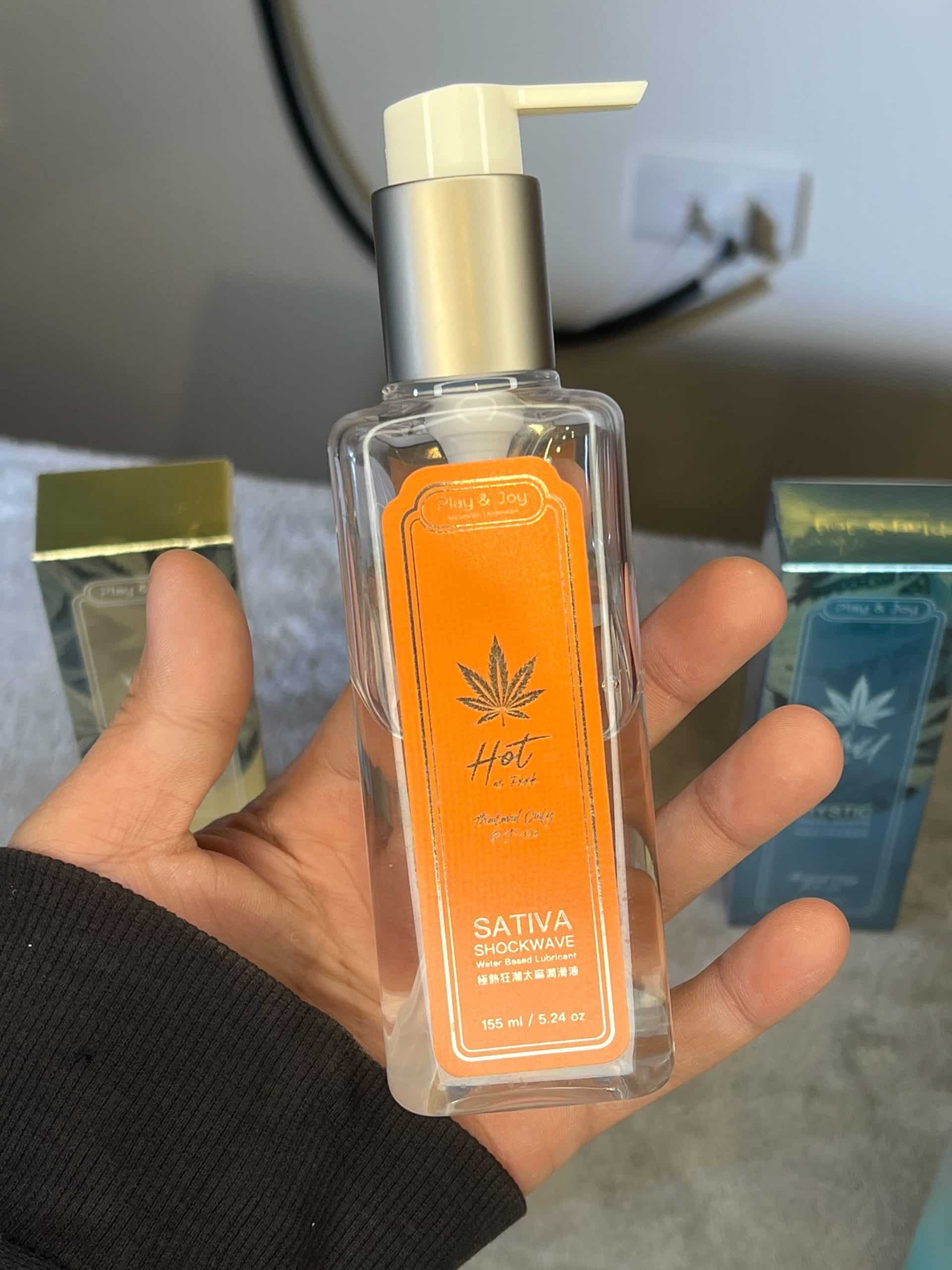 極熱狂潮瓶身與包裝實拍